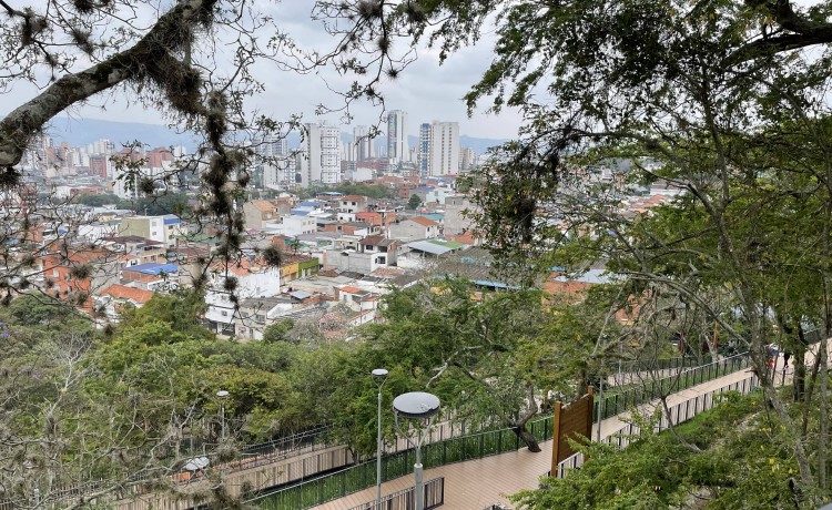 Parque Metropolitano Bosque Encantado